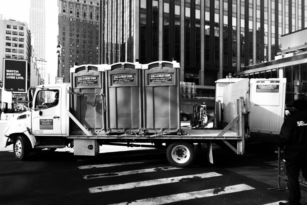 Best Luxury portable toilet rental  in Mount Zion, IL
